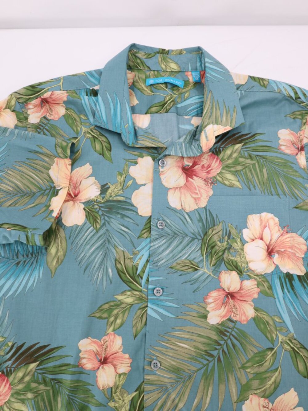 Tori Richard Hawaiian Shirt Men's Medium Aloha Floral Cotton Lawn Short Sleeve